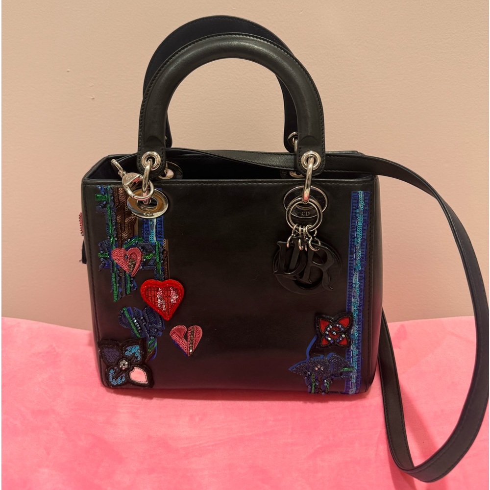 Dior
Dior Black/Blue Leather Medium Heart Patch
Embellished Lady Dior